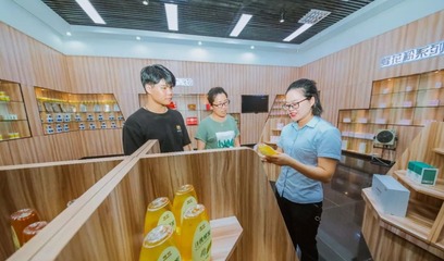 山環(huán)水抱盡自然，盱眙蜂蜜“分外甜” 教育培訓(xùn)的新啟示